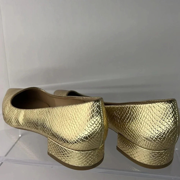 Lulus Alessia Gold Metallic Snake Embossed Low Block Heel Pointed-Toe Flats Sz 7 - Picture 15 of 16